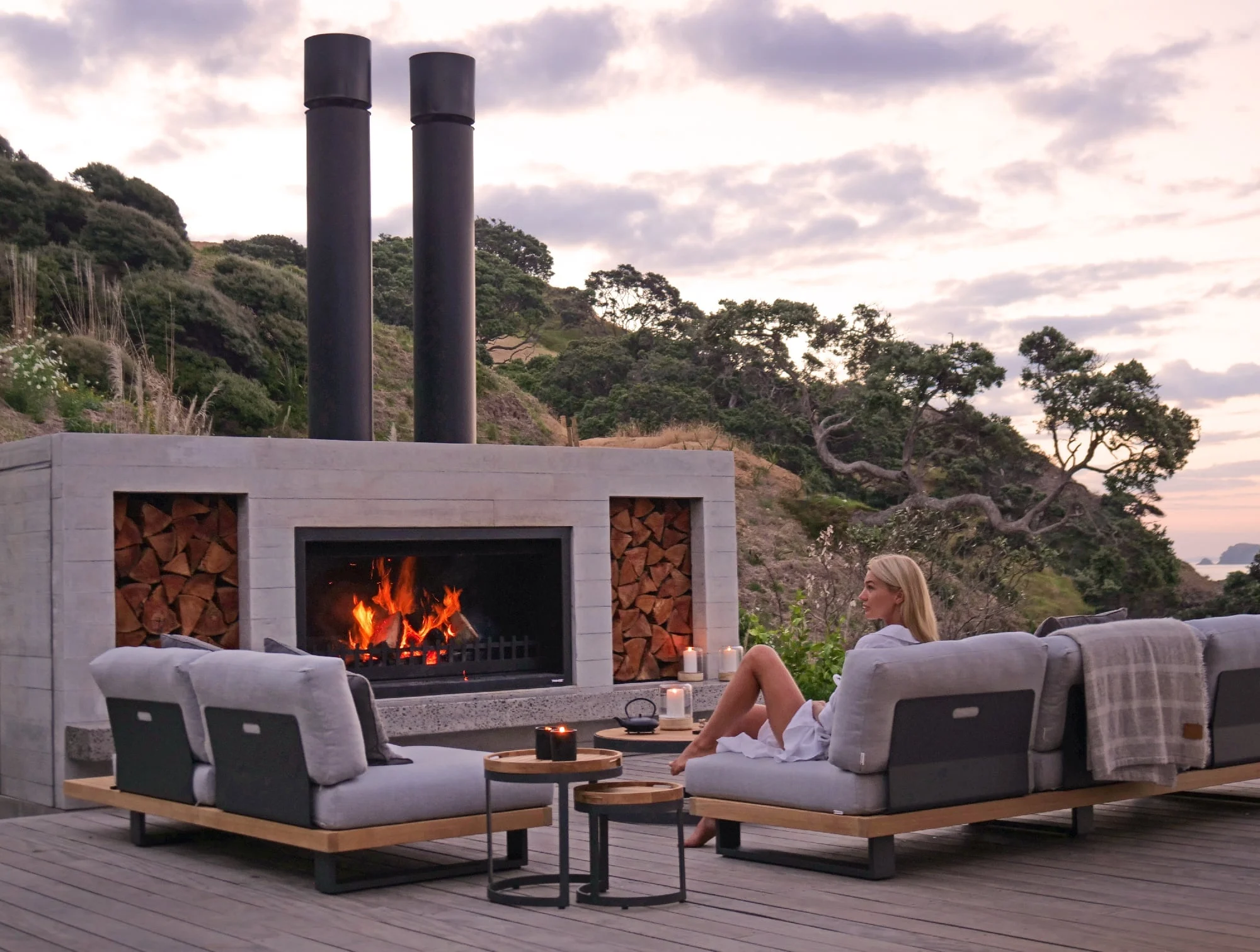 Twin Peak fireplace - Image 6